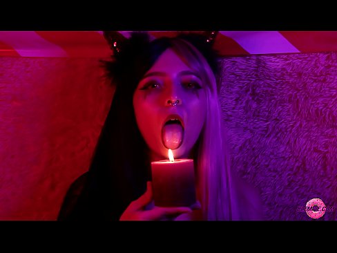 ❤️ Szenvedélyes szopás egy szexi Succubustól, akinek a szájában van a sperma. ️ Orosz pornó at hu.hentai-id.ru ️